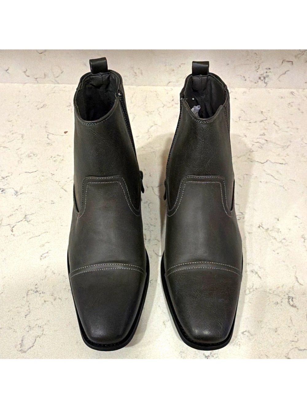 Vance co Men’s Gray Chelsea Ankle Boots Faux Leather Square Toe Side Zip US 7.5